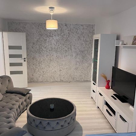 White & Elegant Luxury Apartament Διαμέρισμα Κραϊόβα Εξωτερικό φωτογραφία