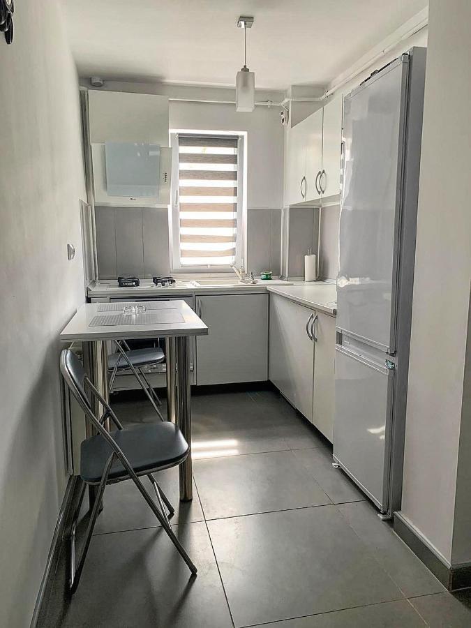White & Elegant Luxury Apartament Διαμέρισμα Κραϊόβα Εξωτερικό φωτογραφία